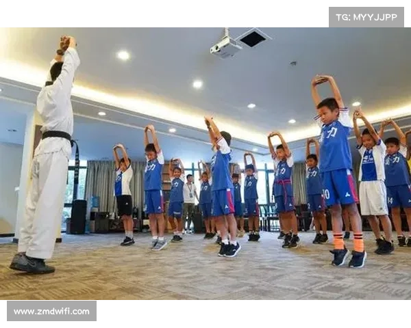 学习阿贾克斯青训体系能为年轻球员带来哪些技术与心理成长